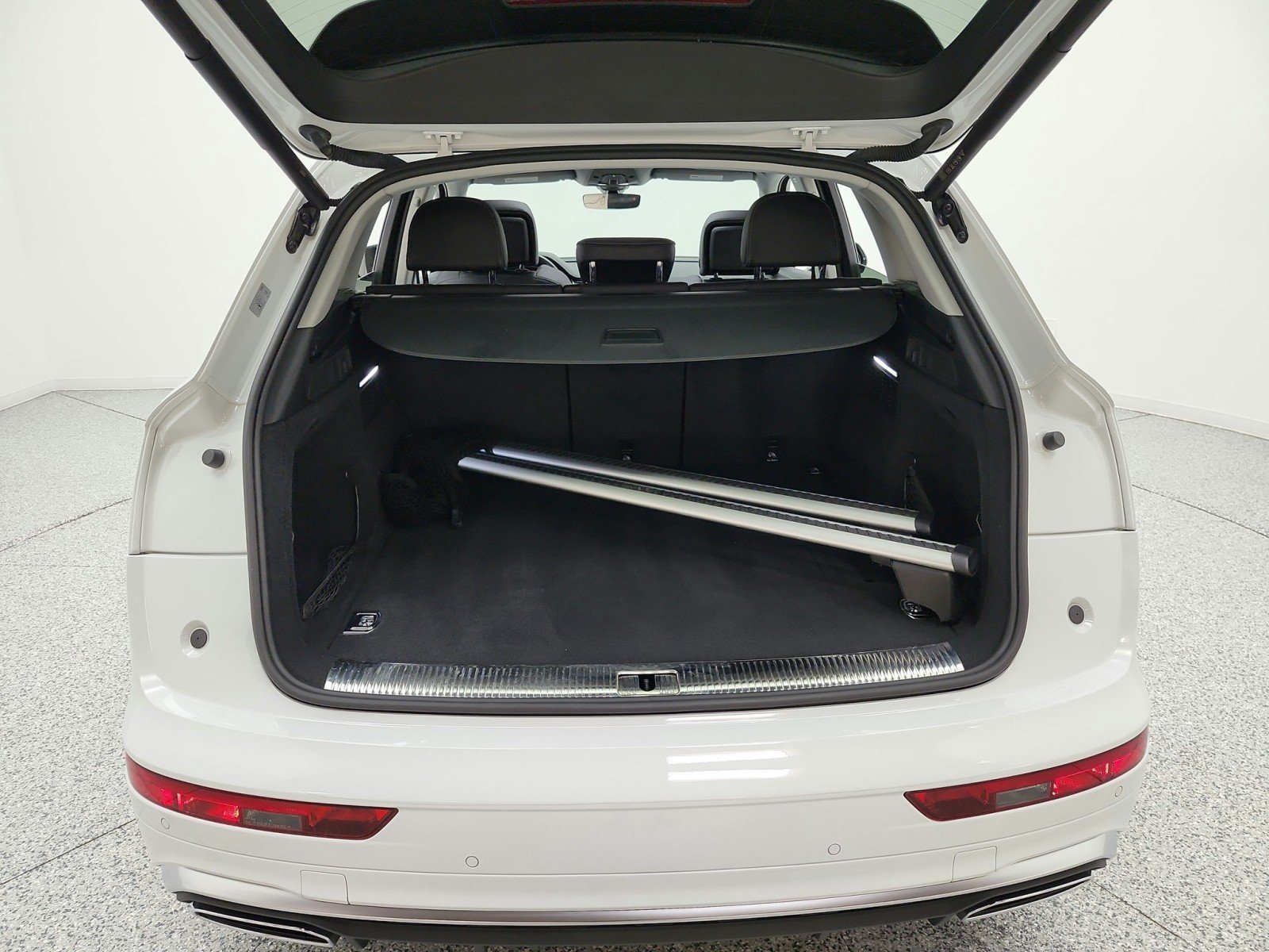Used 2022 Glacier White Metallic Audi S line Premium Plus image 19