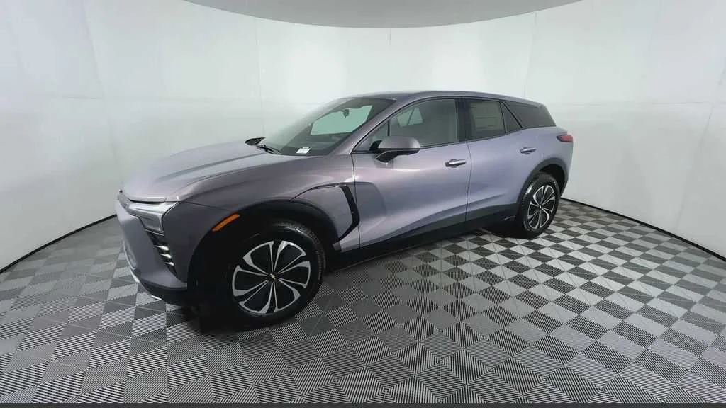 2026 Chevrolet Blazer EV LT - Photo 9