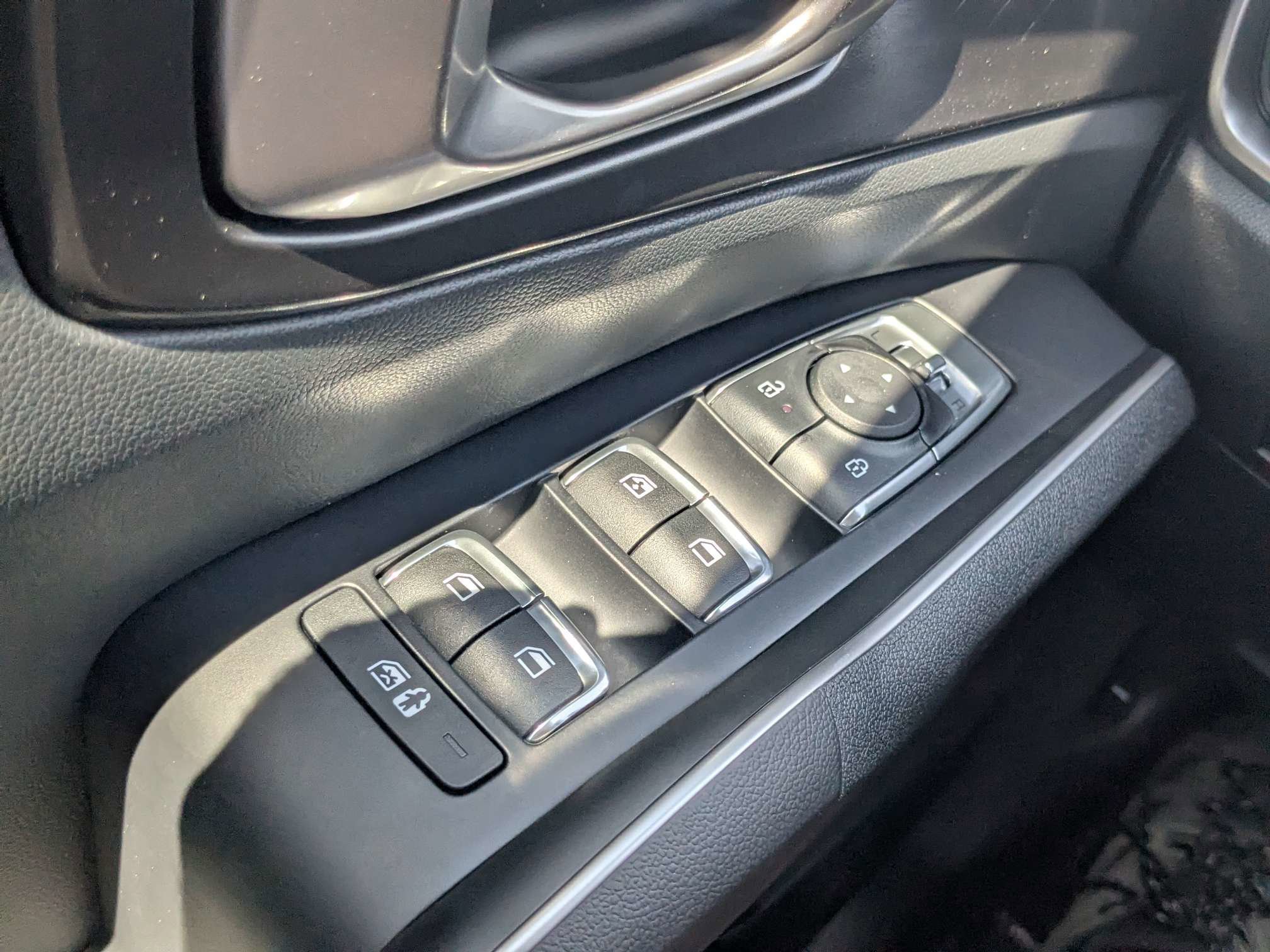 New 2026 Ebony Black Kia LX image 27