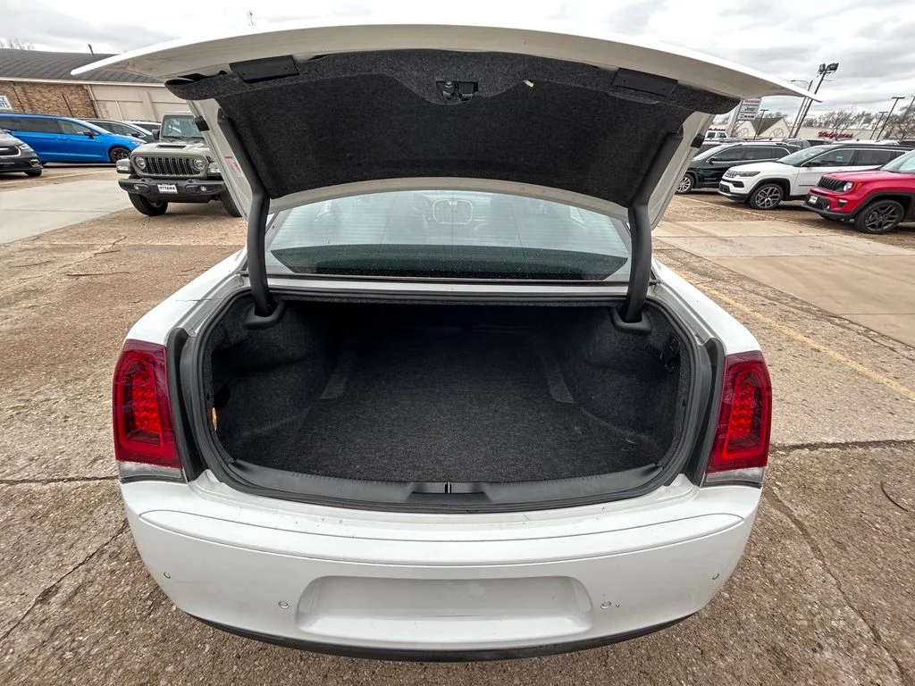 Used 2023 White Chrysler Touring image 28