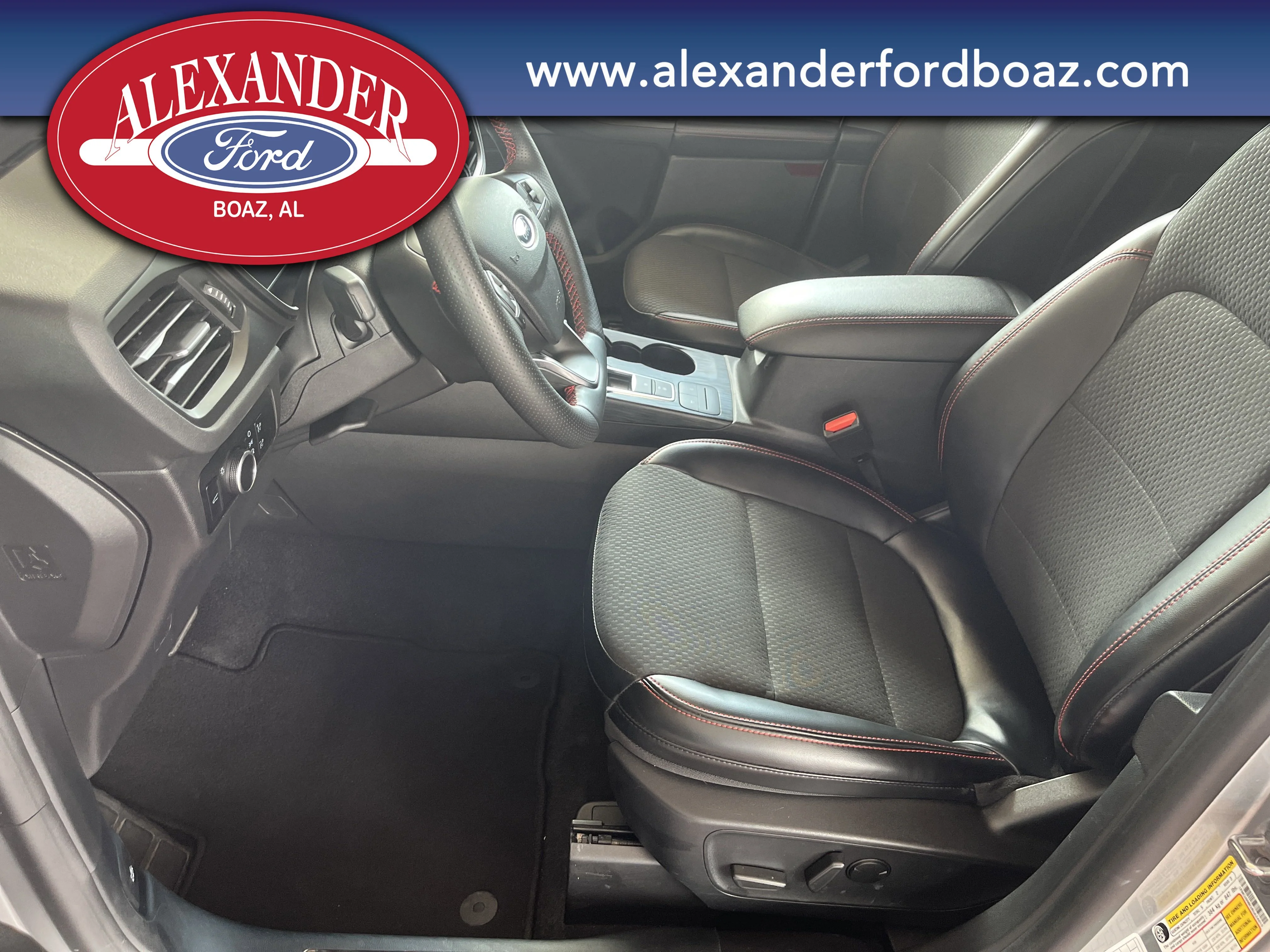 2024 Ford Escape ST-Line - Photo 9