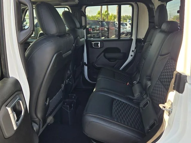 New 2026 Bright White Clearcoat Jeep Mojave image 15