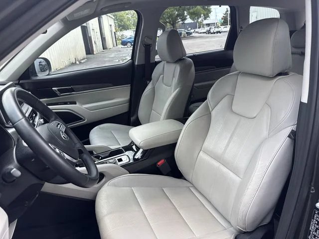 Used 2020 Green Kia EX image 17