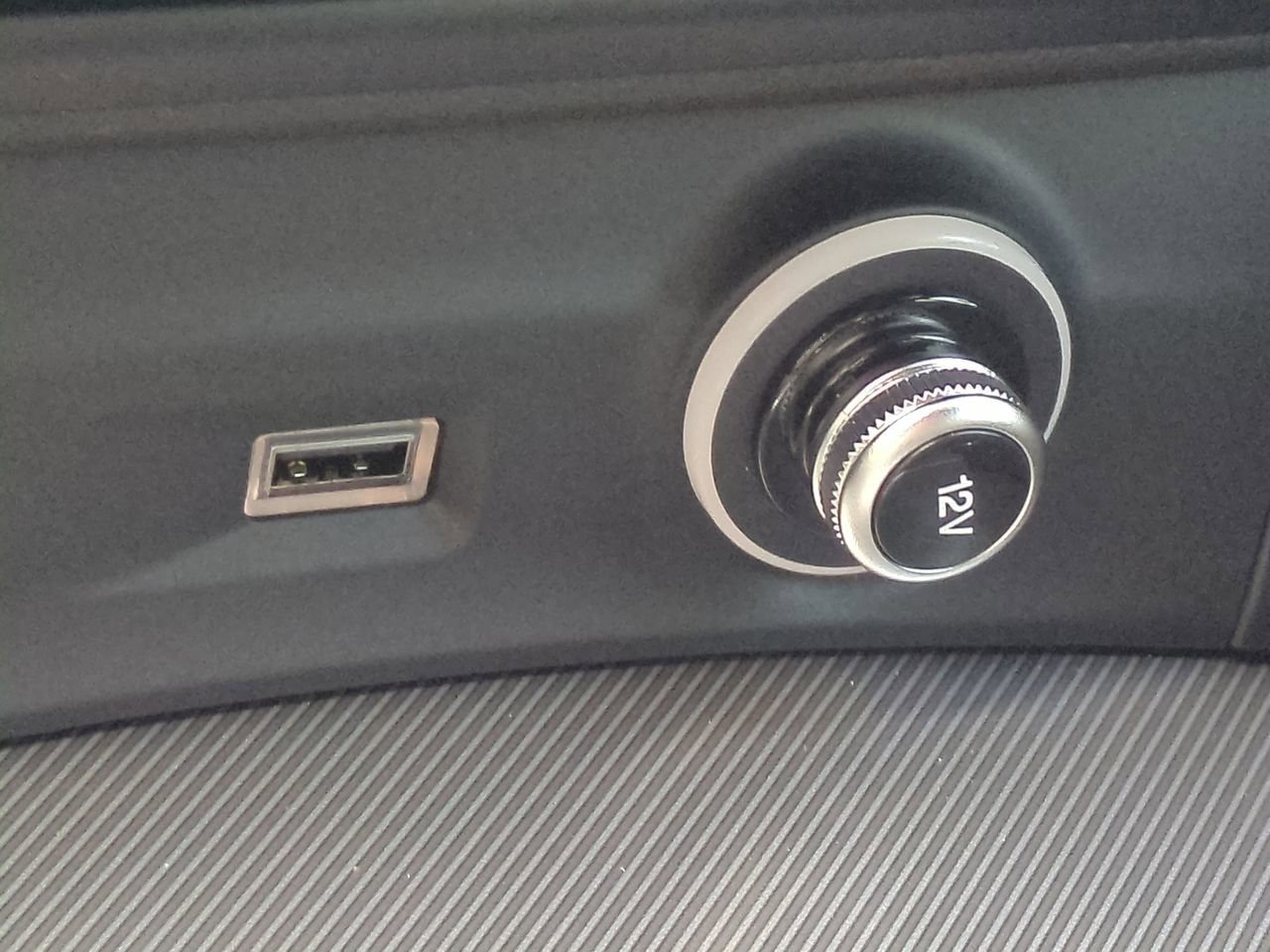 2025 Alfa Romeo Stelvio Base - Photo 22