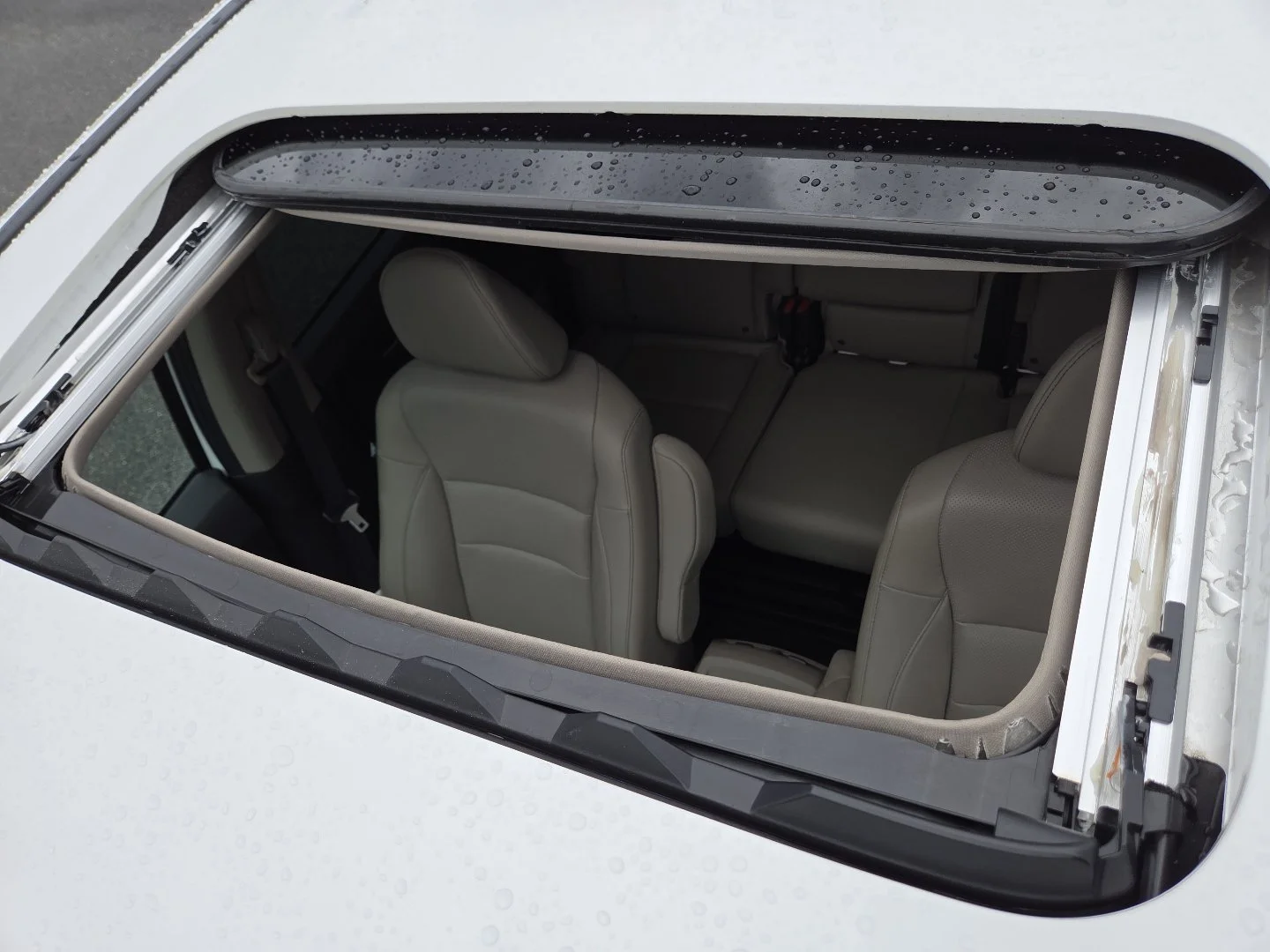 Used 2021 Platinum White Pearl Honda RTL-E AWD image 3