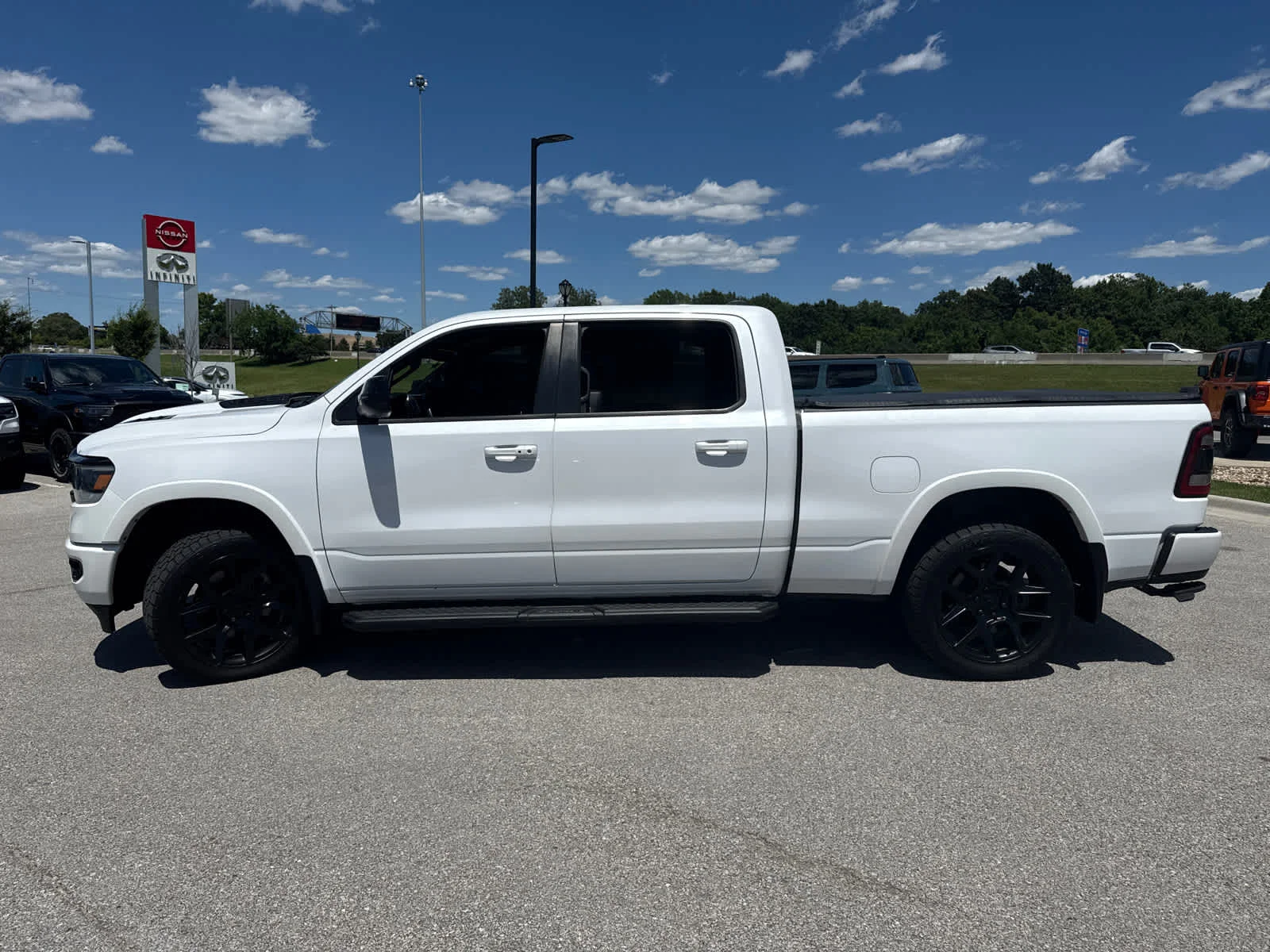 Used 2022 Ivory White Tri-Coat Pearlcoat Ram Laramie image 5