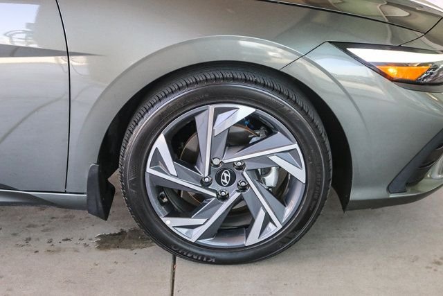 Certified Used 2025 Gray Hyundai SEL Sport image 12