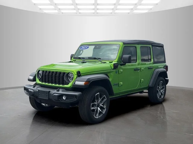 Certified Used 2025  Jeep Sport S 4xe image 3
