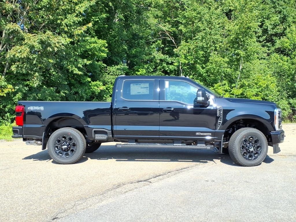 New 2026 Agate Black Metallic Ford F-250® XLT image 4