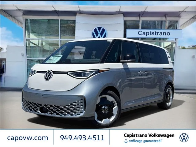 2025 Volkswagen ID. Buzz Pro S Plus 4Motion Two-Tone's photo