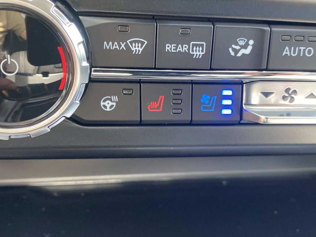 New 2026 Oxford White Ford F-250® Lariat® image 19