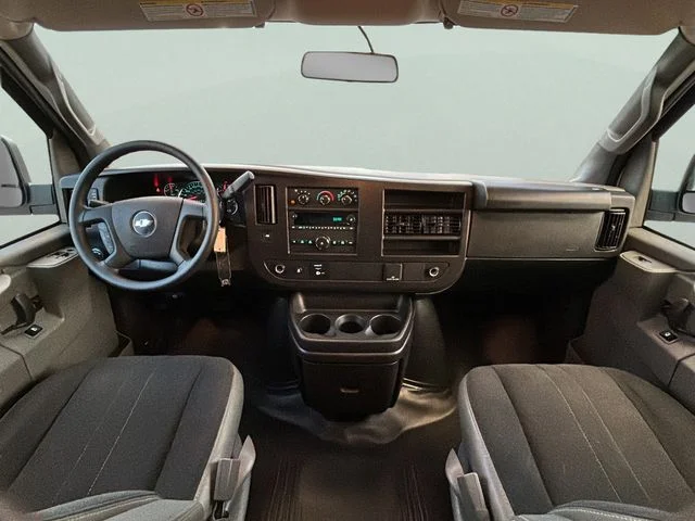 Used 2024 White Chevrolet Work Van image 28
