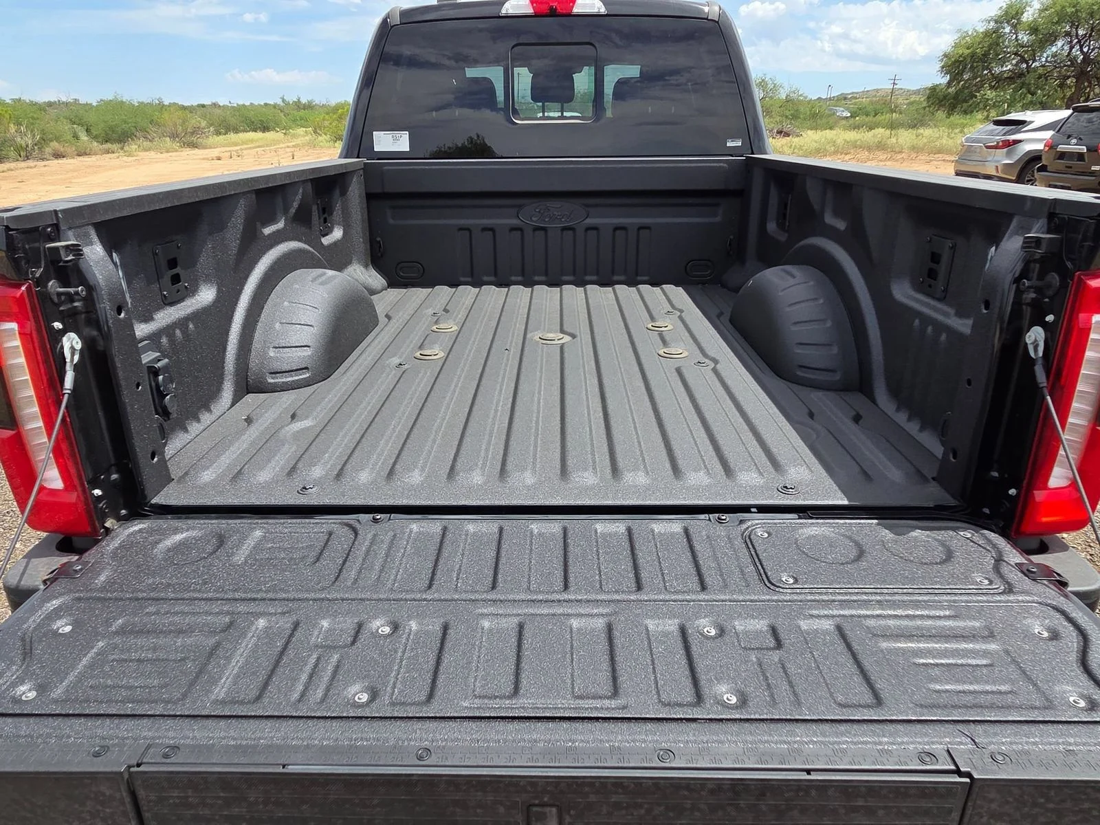 New 2026 Agate Black Metallic Ford F-250® Lariat® image 6