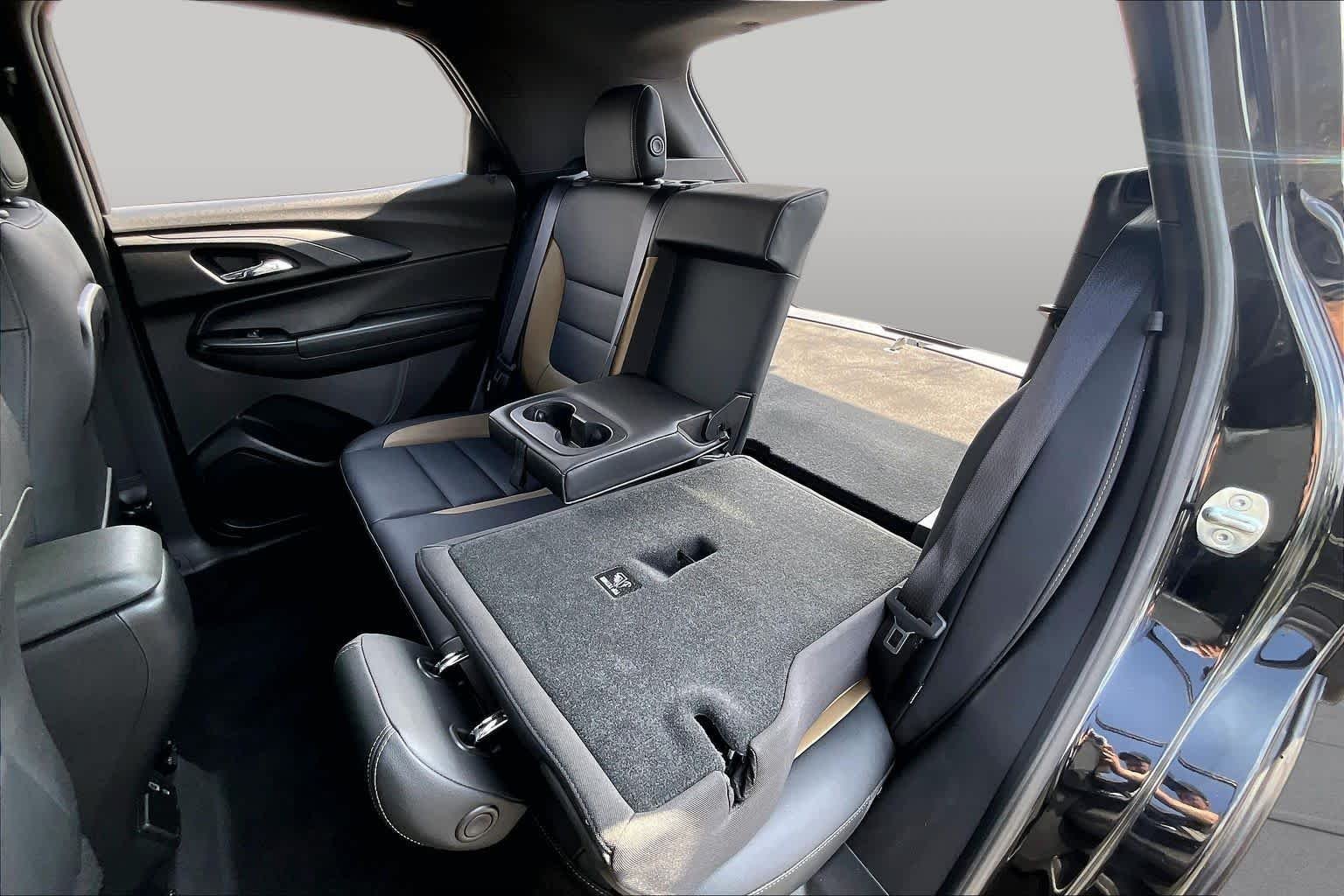 Used 2021 Mosaic Black Metallic Chevrolet ACTIV image 20