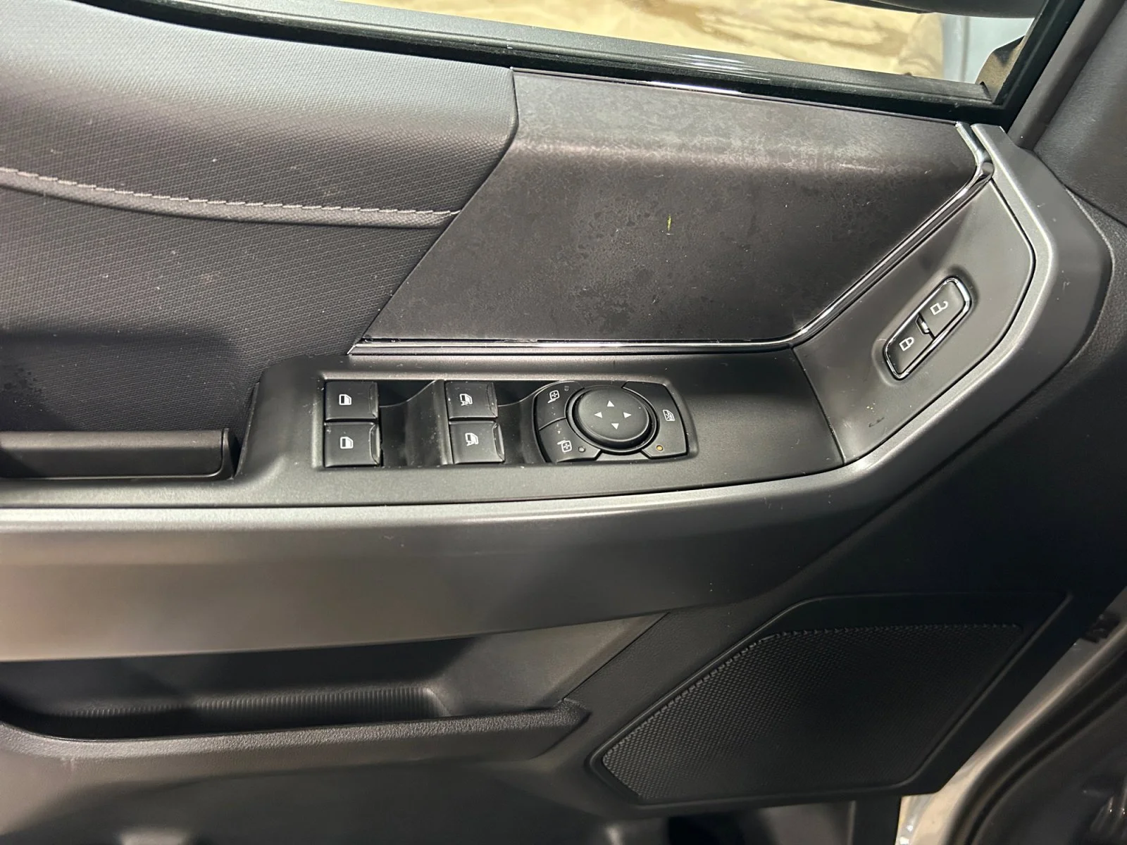 New 2026 Iconic Silver Metallic Ford XLT image 17