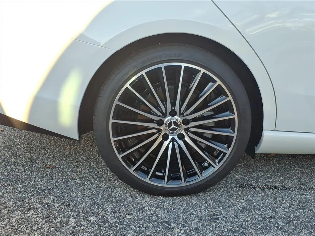Used 2026 Polar White Mercedes-Benz C 300 image 5