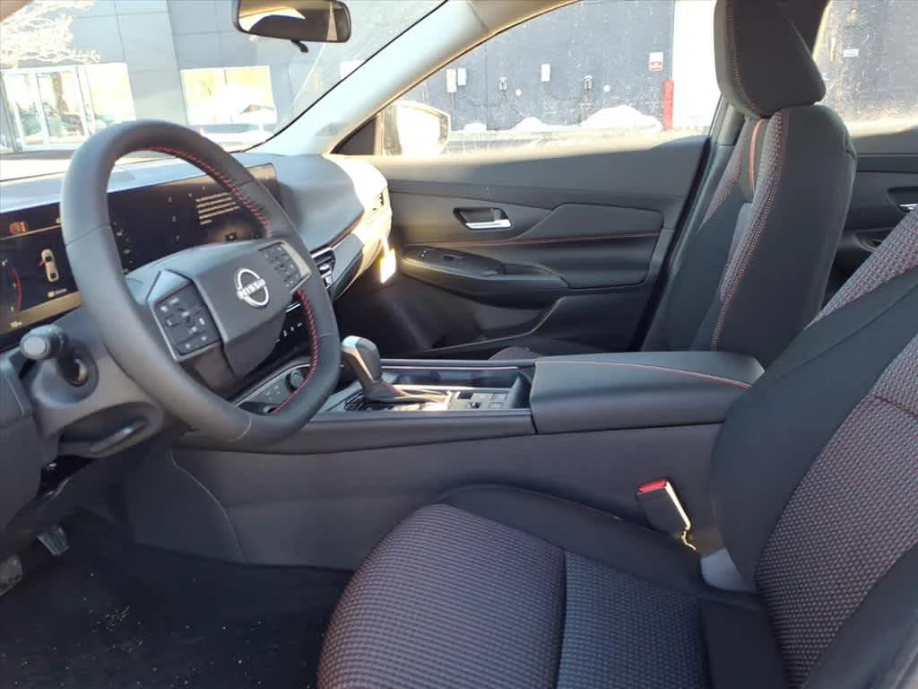 New 2026 Atlantic Gray Metallic Nissan SR image 7
