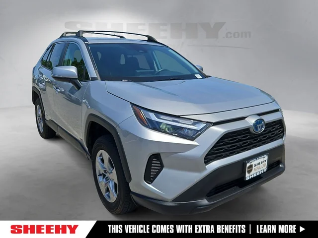 2022 Toyota RAV4 Hybrid XLE