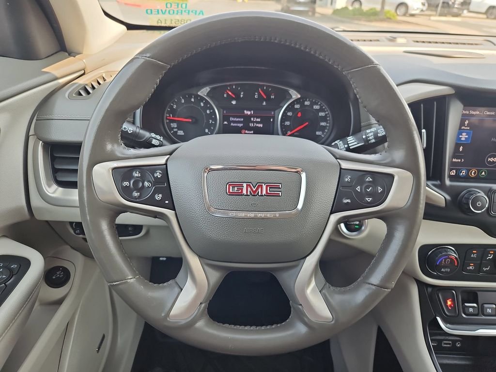 Used 2020 White Frost Tricoat GMC Denali image 14