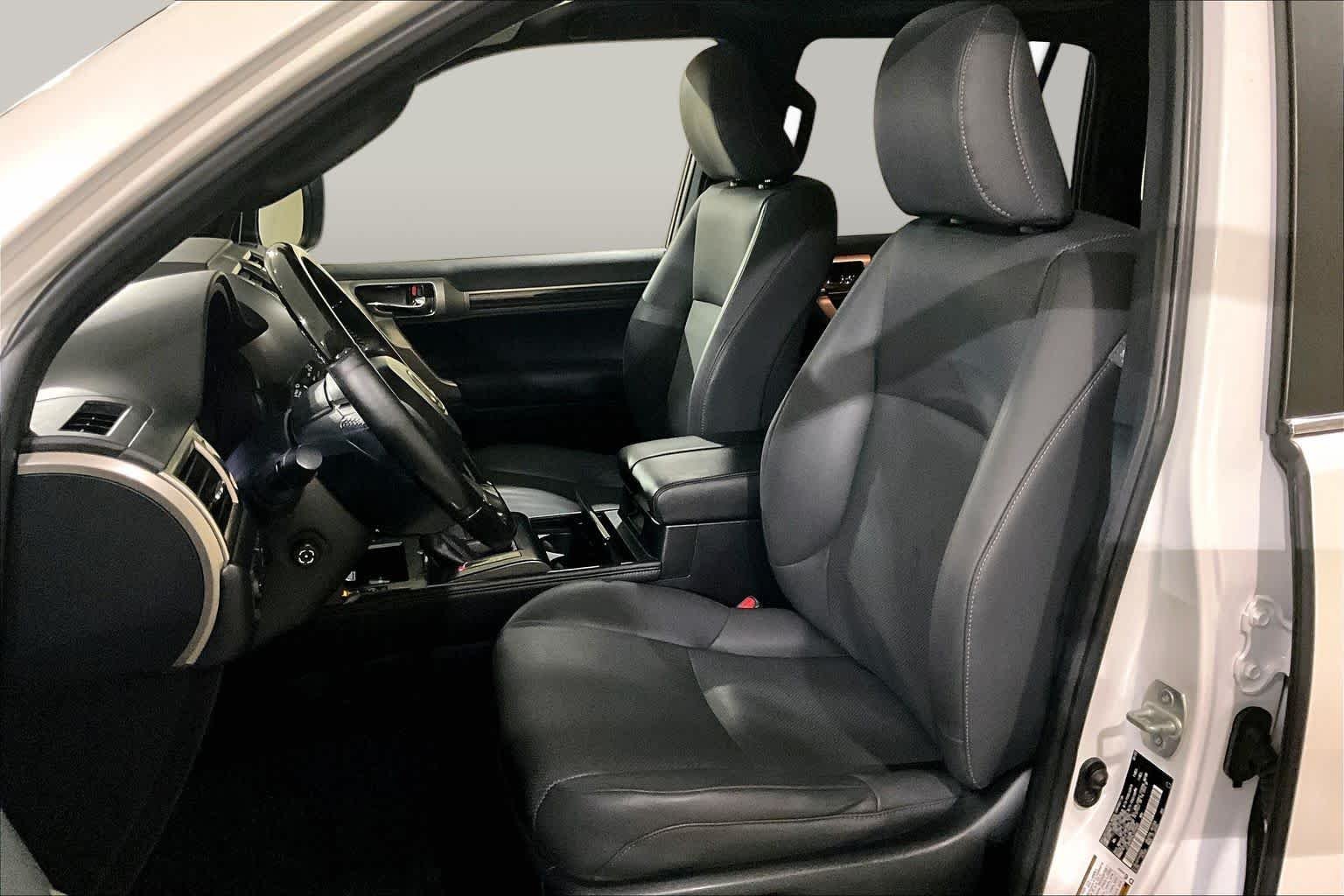 Used 2020 Starfire Pearl Lexus Premium image 8