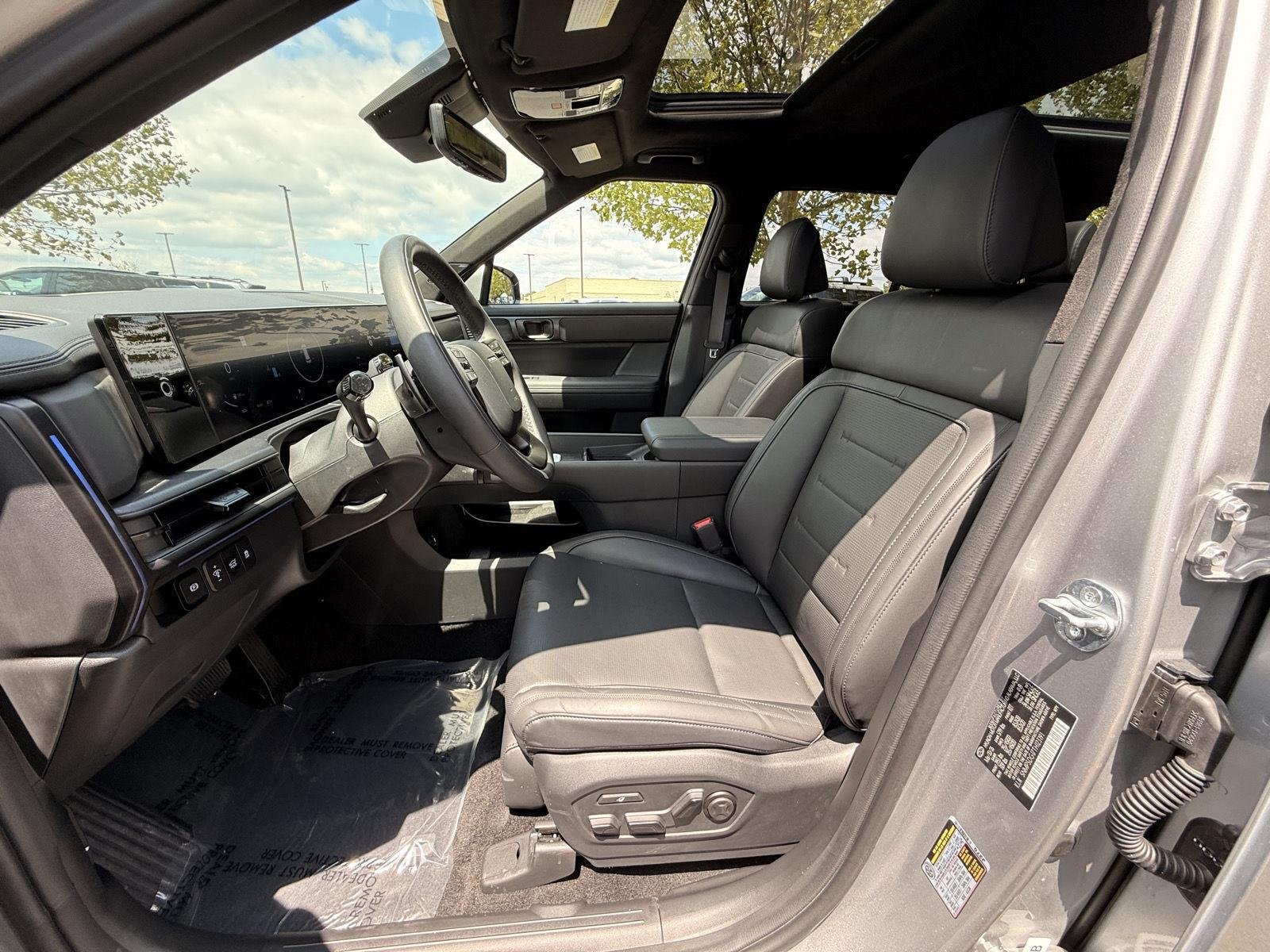 Used 2026 Shimmering Silver Hyundai Calligraphy image 14