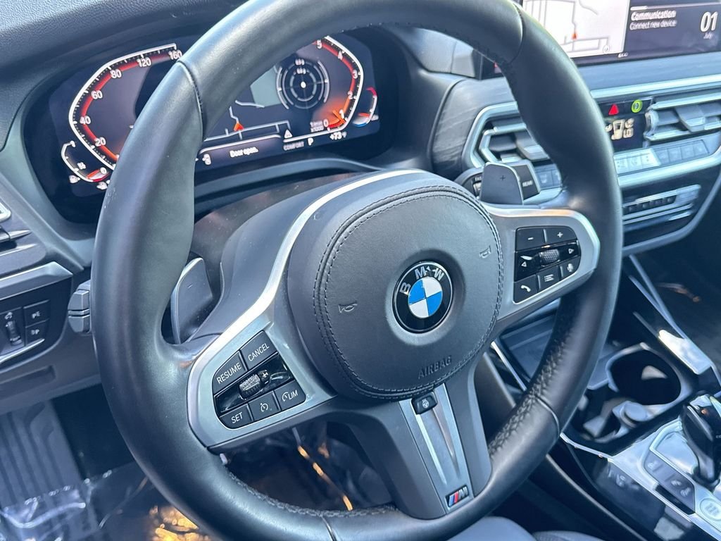 Used 2024 Black BMW xDrive30i image 11