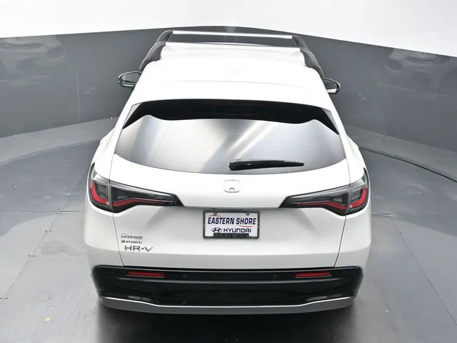 Used 2024 White Honda EX-L image 48