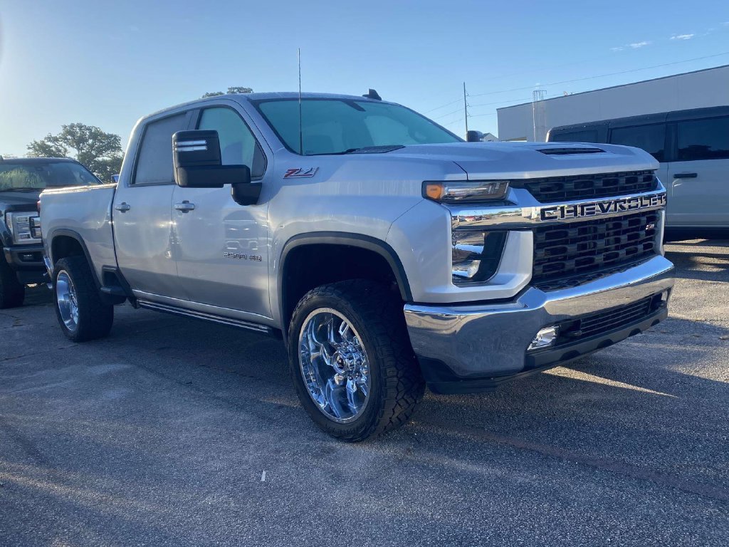 Used 2021 Silver Ice Metallic Chevrolet LT image 1