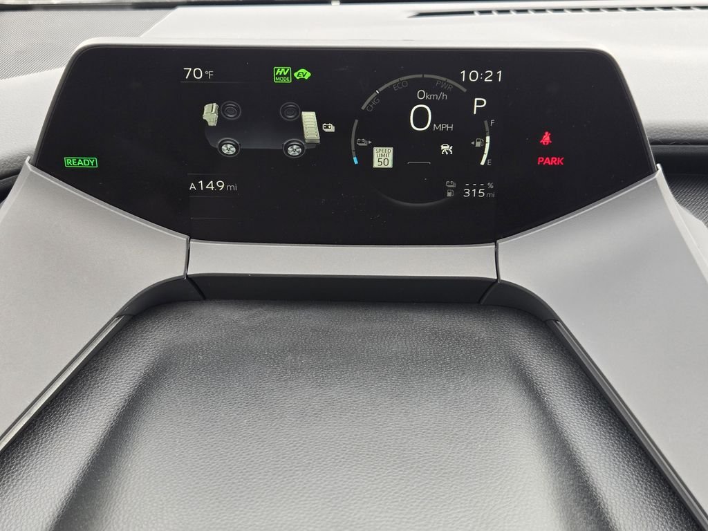 2026 Toyota Prius Plug-in Hybrid XSE - Photo 13