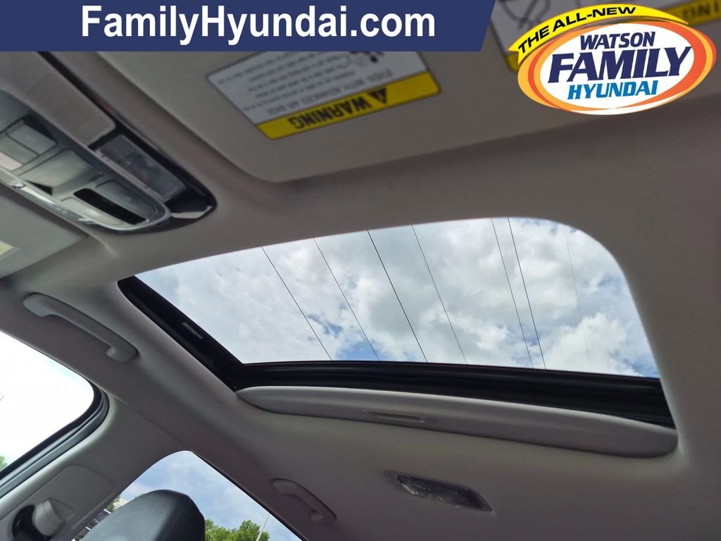 Certified Used 2023 White Hyundai SEL image 13