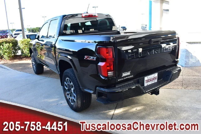 Used 2025 Black Chevrolet Z71 image 8