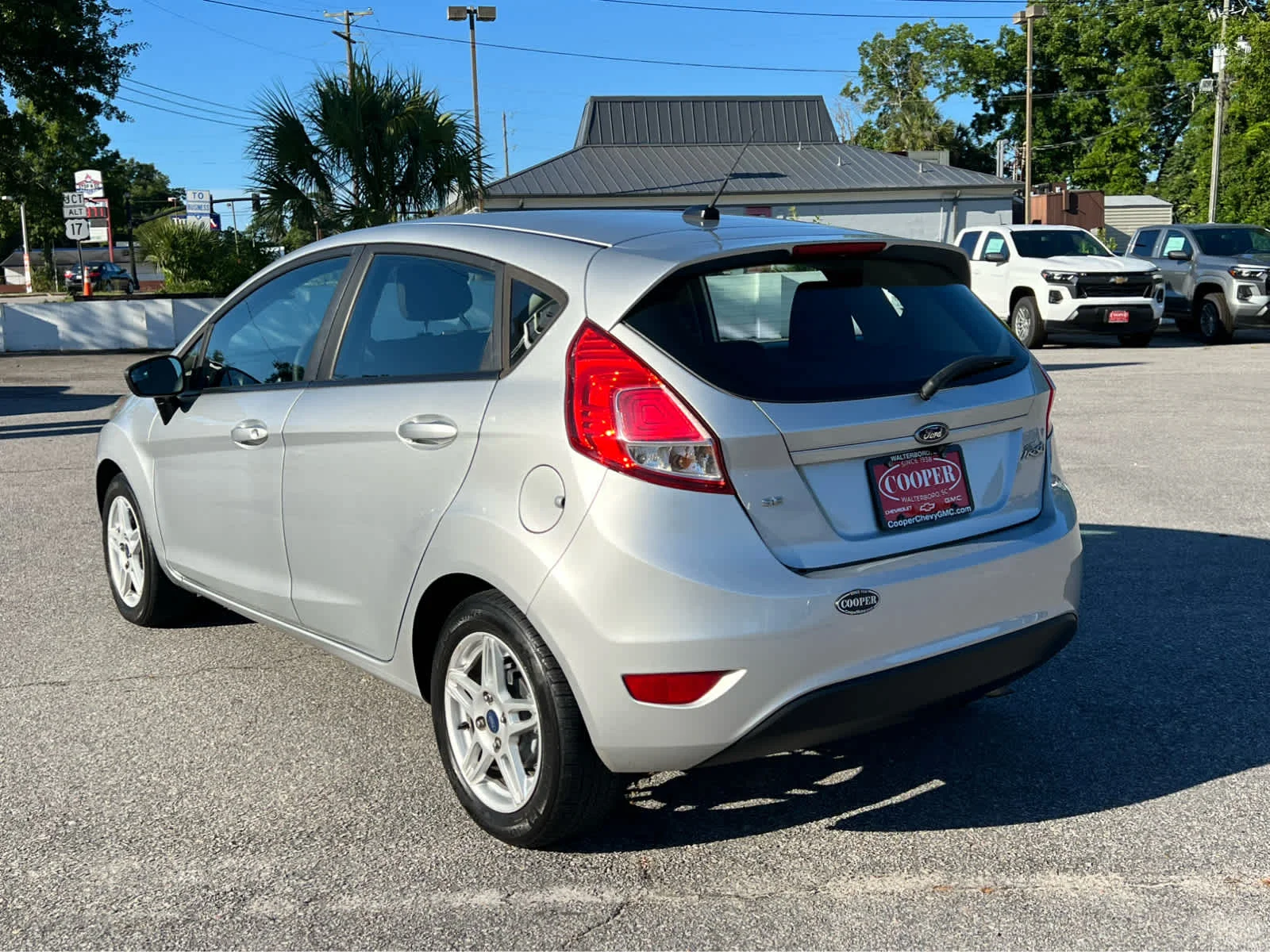 Used 2018 Silver Ford SE image 4
