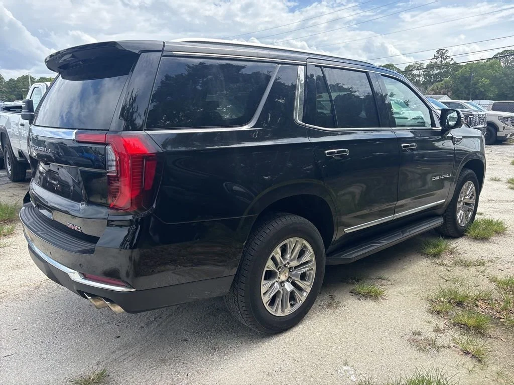 Used 2025 Onyx Black GMC Denali image 4