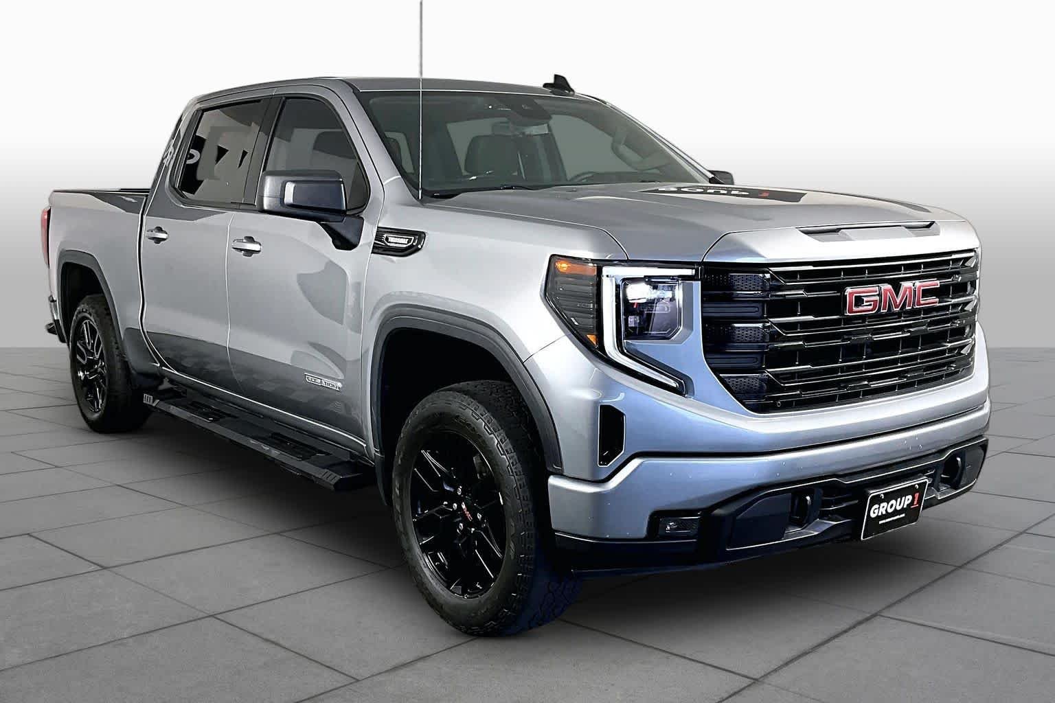 Used 2024 Sterling Metallic GMC Elevation image 3