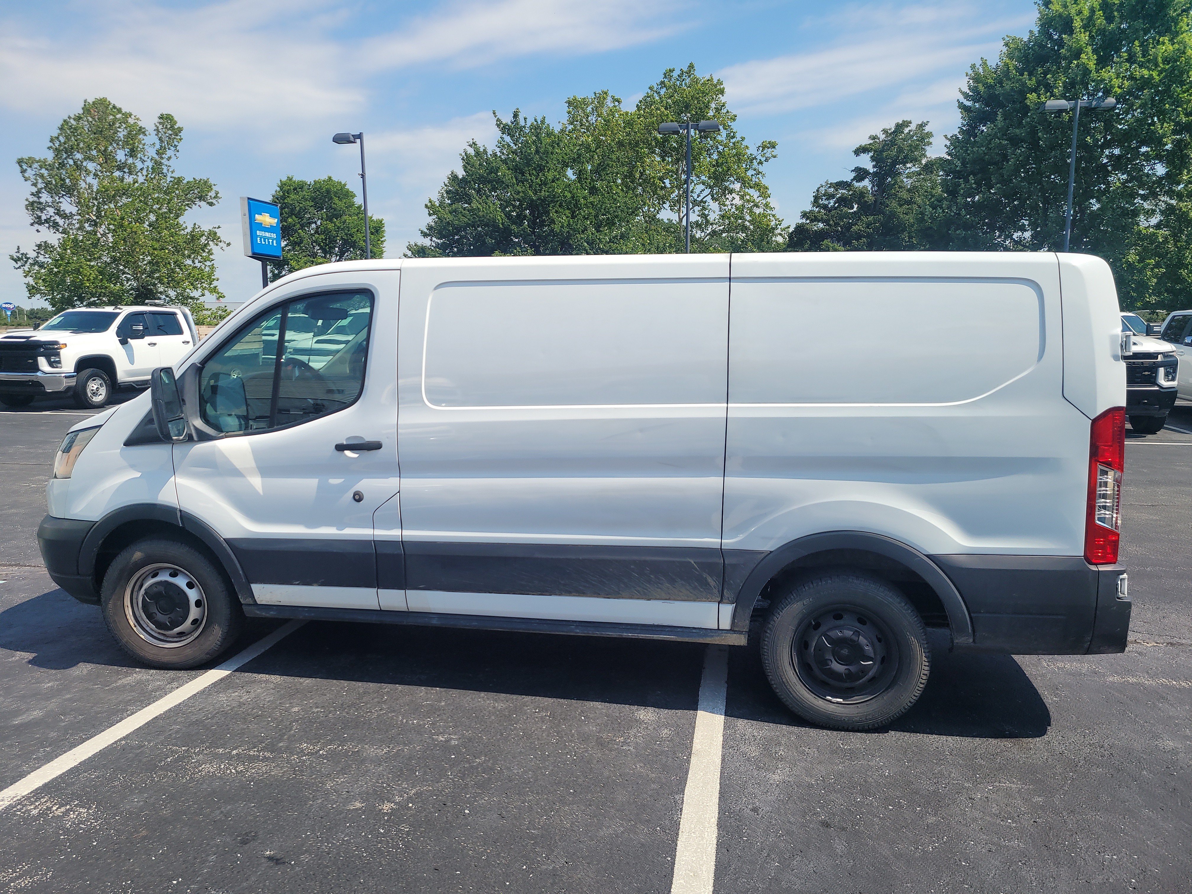Used 2019 Oxford White Ford  image 6