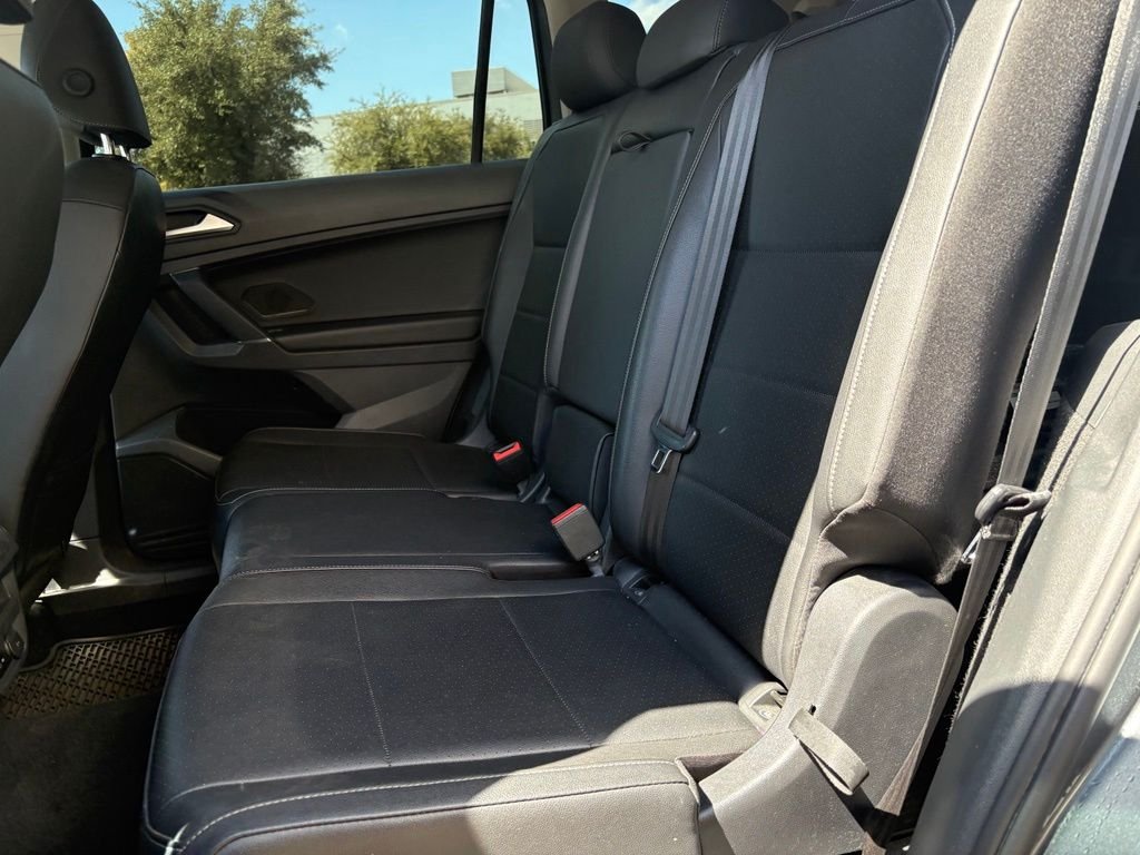 Used 2020 Gray Volkswagen 2.0T SE image 11