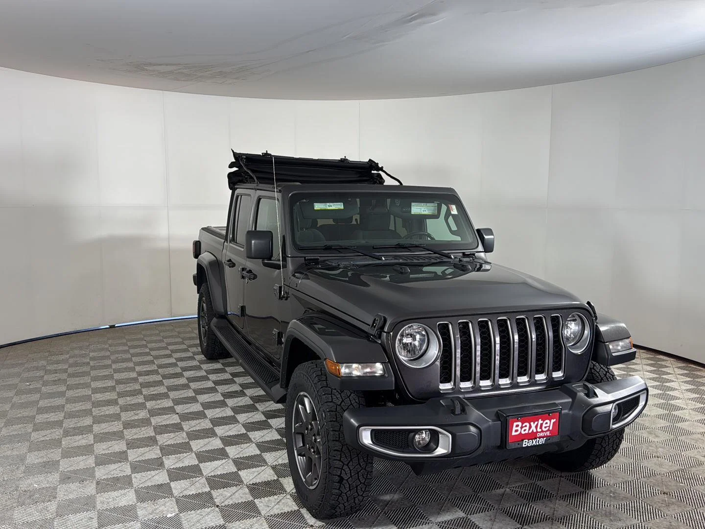 Used 2021 GRAY Jeep Overland image 10