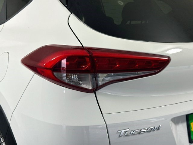 Used 2017 Dazzling White Hyundai Limited image 32