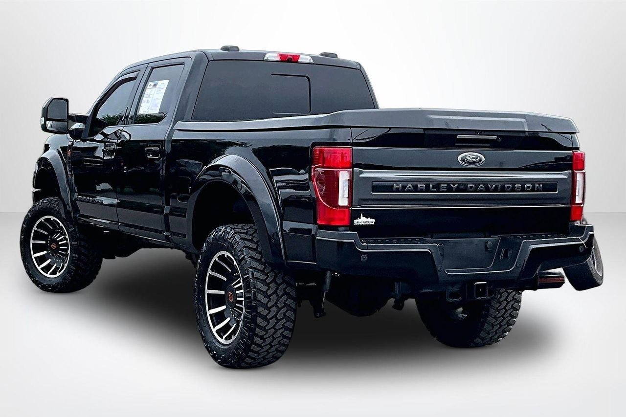 Used 2021 AGATE BLACK Ford LARIAT image 5