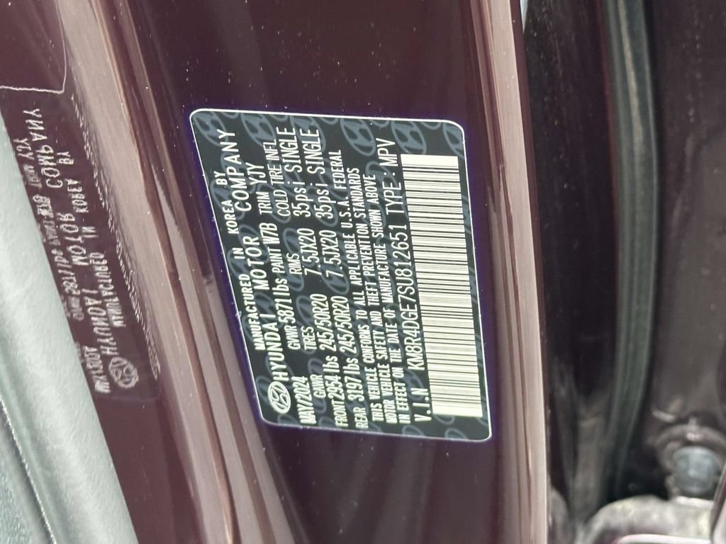 Certified Used 2025 Sierra Burgundy Hyundai SEL Premium 7P image 23