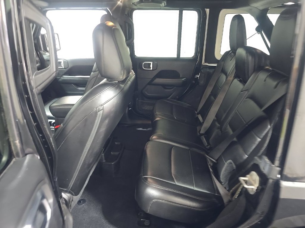 Used 2020 Black Jeep Unlimited Sahara image 8