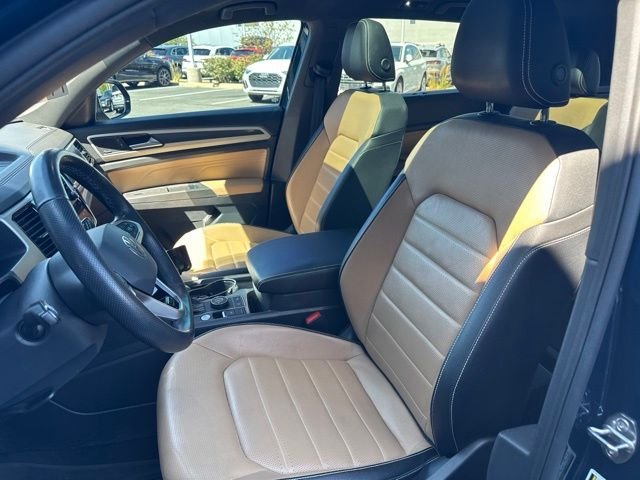 Used 2023 Blue Volkswagen 3.6L V6 SEL Premium R-Line image 11
