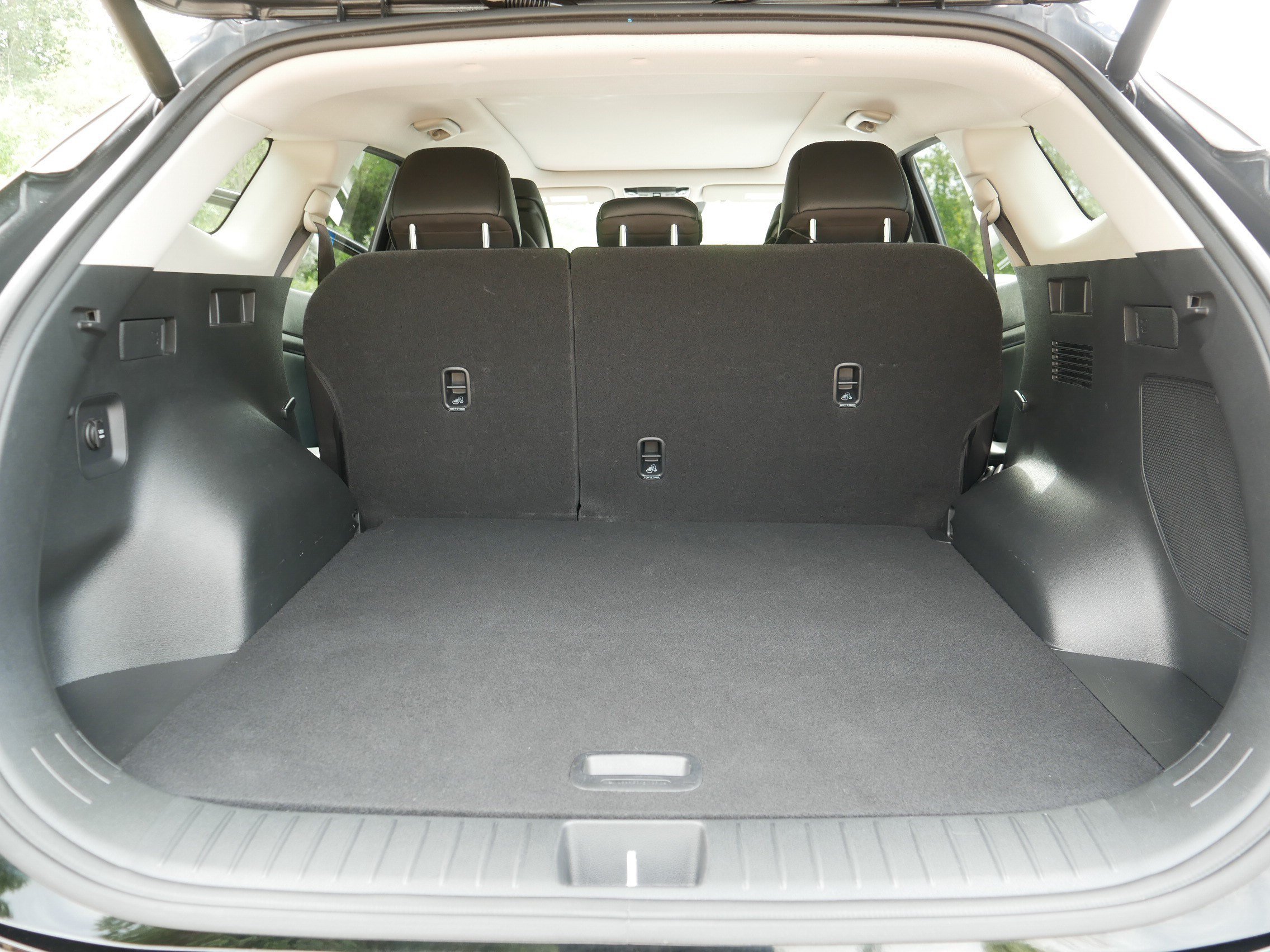 Certified Used 2023 Fusion Black Kia SX-Prestige image 18