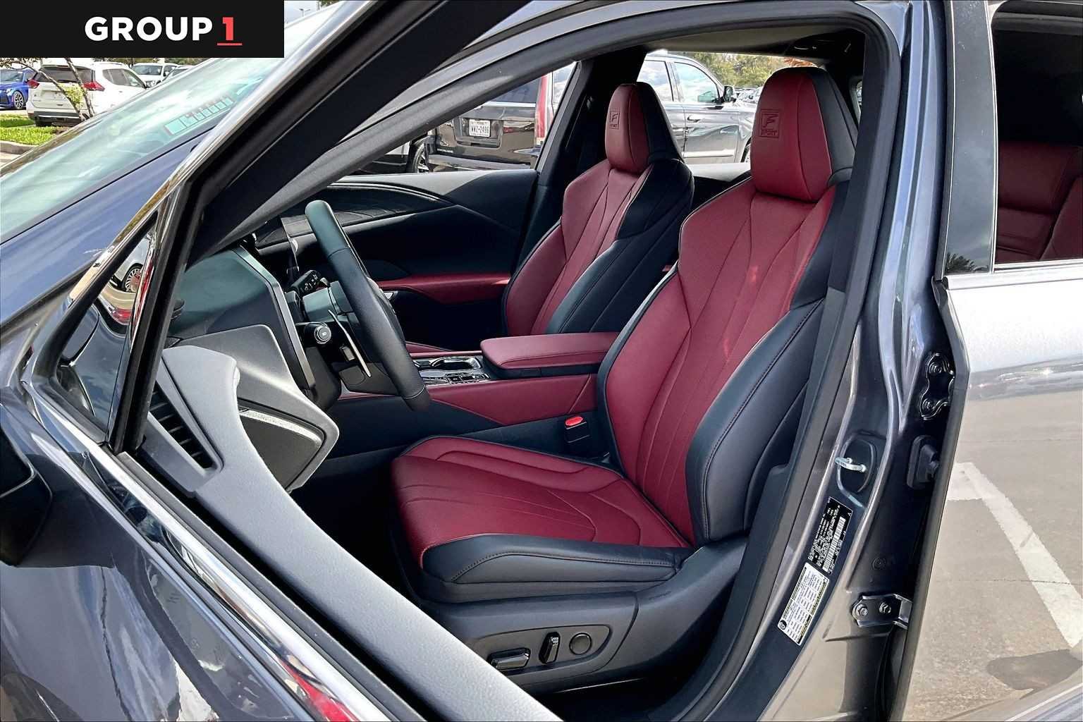 Used 2023 Nebula Gray Pearl Lexus F SPORT Handling image 7