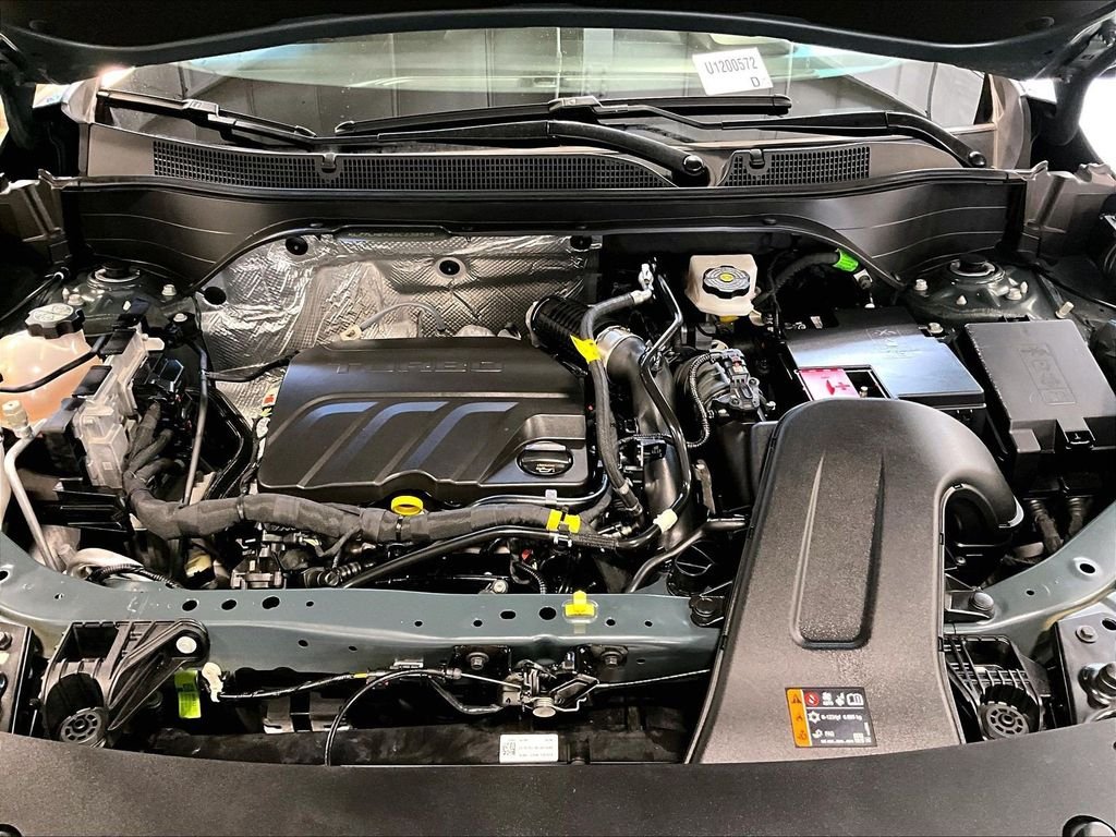 Used 2025 Gray Chevrolet LT image 31