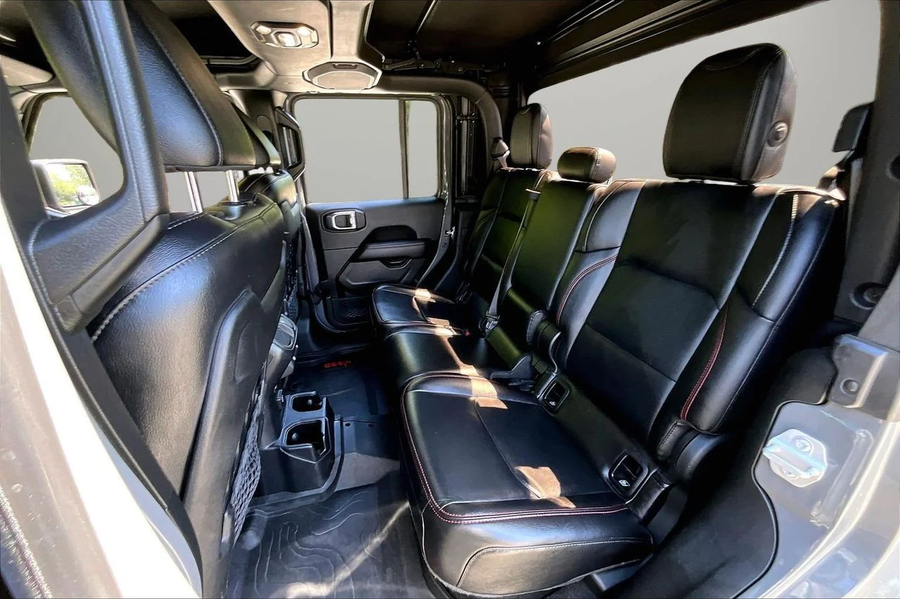 Used 2021 Gray Jeep Rubicon image 22