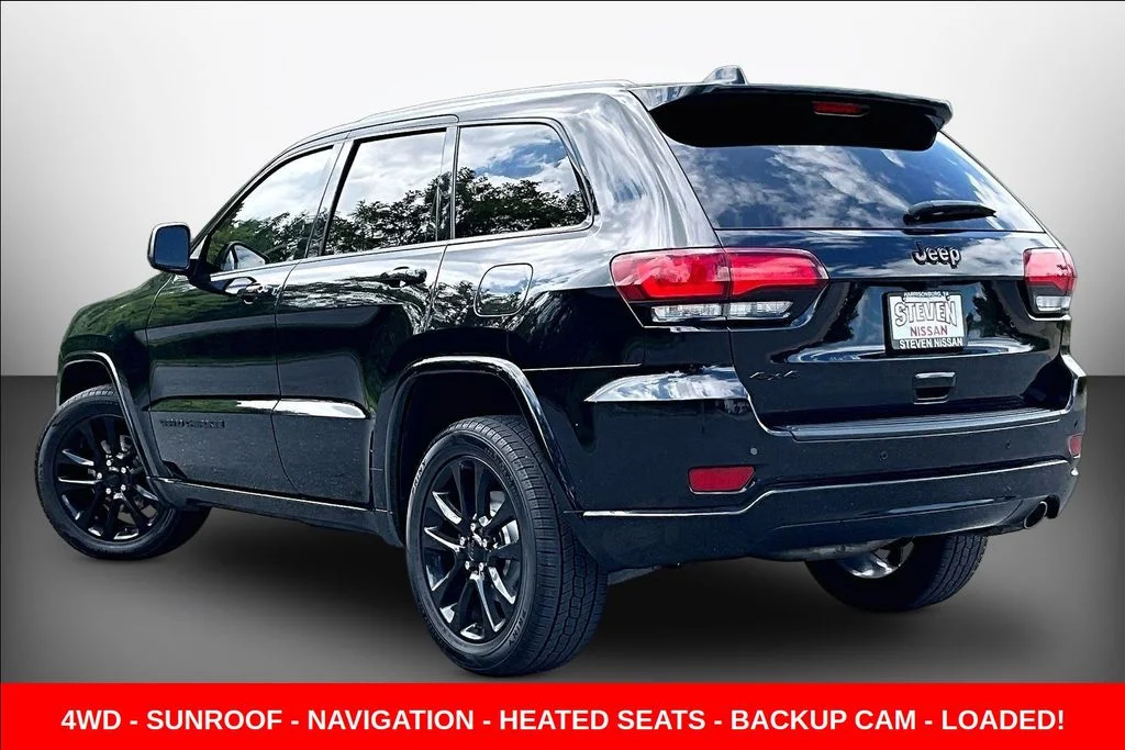Used 2020 Black Jeep Altitude image 4