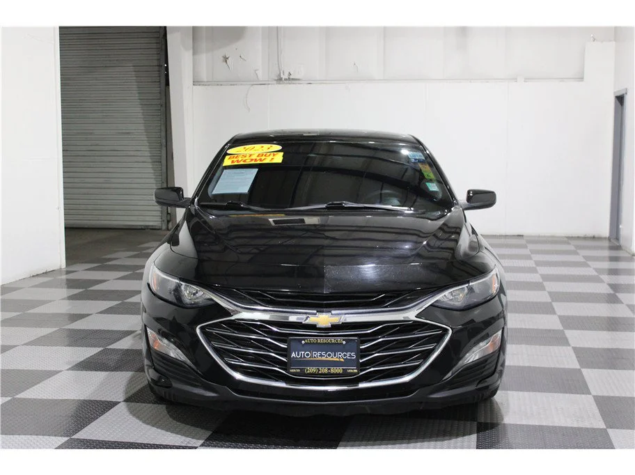 Used 2023 Mosaic Black Metallic Chevrolet LT image 2