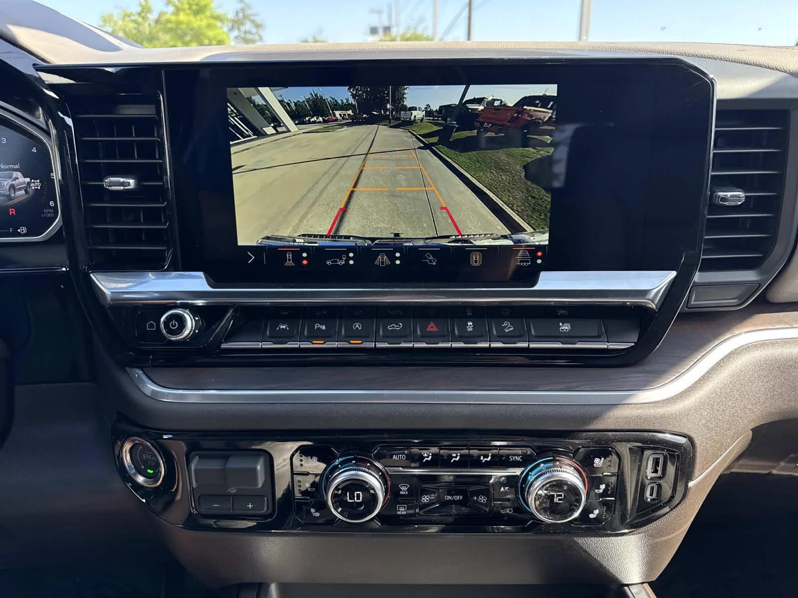 2026 GMC Sierra 1500 SLT - Photo 17