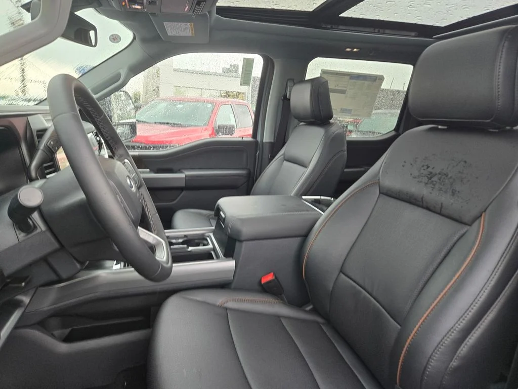 New 2026 Glacier Gray Metallic Tri-Coat Ford F-250® Lariat® image 17